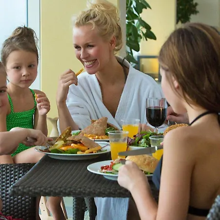 Semesterbostad 6 Person On A In Romo