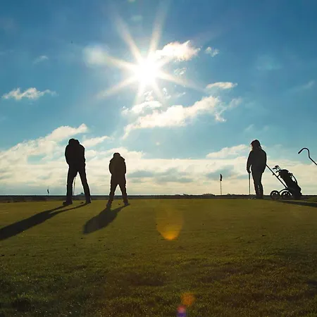 Semesterbostad 6 Person On A In Romo *