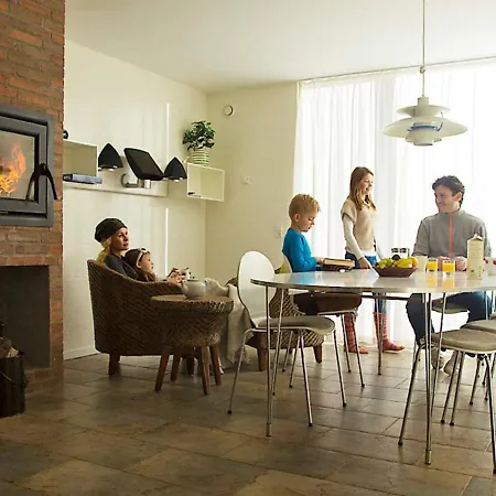 Semesterbostad 6 Person On A In Romo *