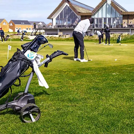 Semesterbostad 6 Person On A In Romo *