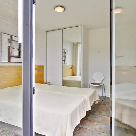 Semesterbostad 6 Person On A In Romo